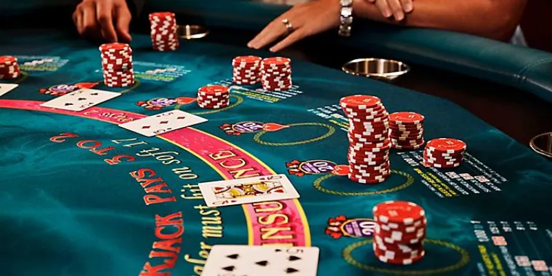 Các thuật ngữ quan trọng cần biết khi tìm hiểu cách chơi bài Blackjack